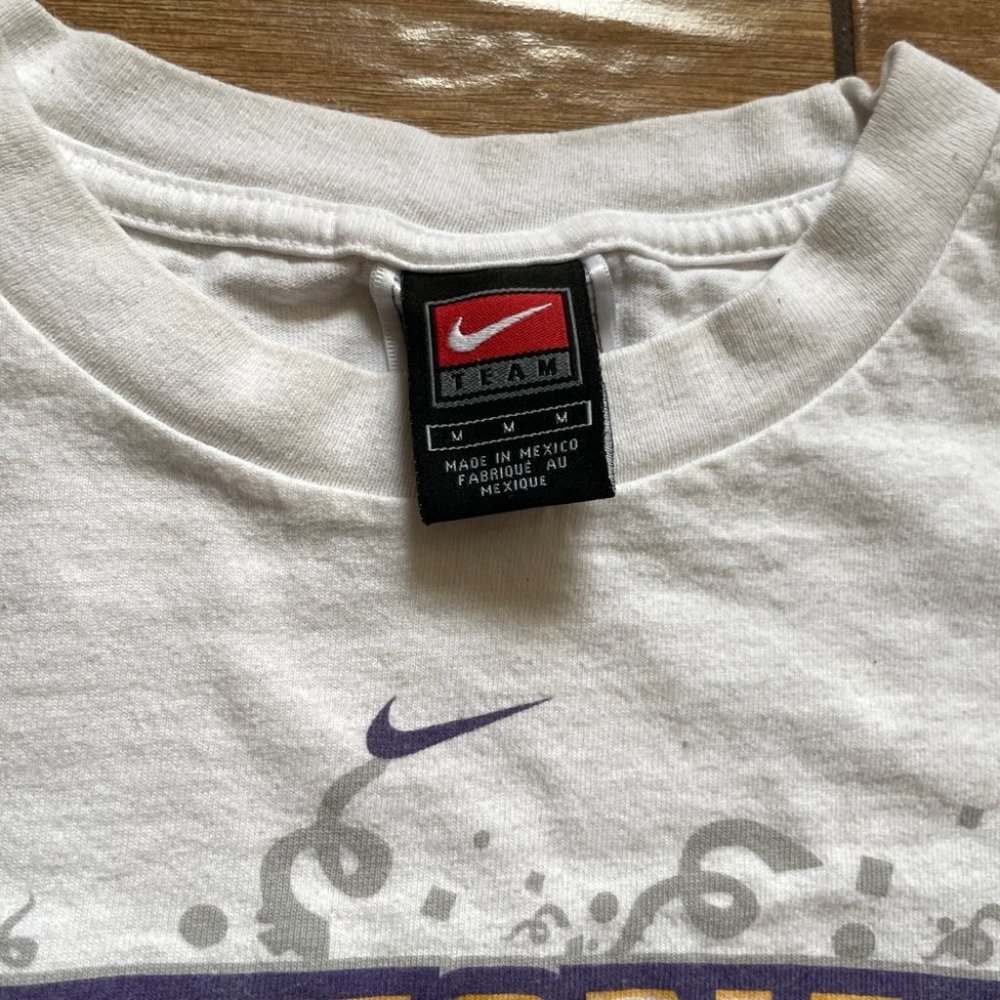 Y2k Nike 2003 LSU College Football National Champions Shirt Size Medium - Picture 3 of 3